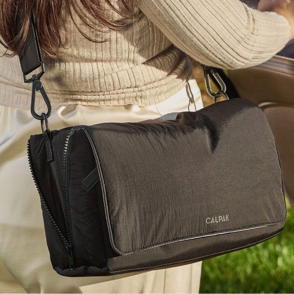 Calpak Stroller Caddy/bag - Picture 2 of 7